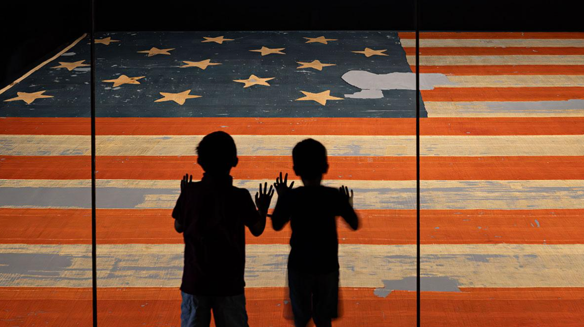 Trump Administration to Install Warning Signs at History Museum